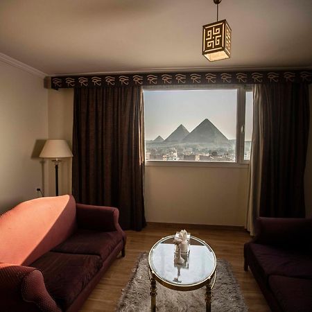 Pyramids Tower Inn Nazlet el-Sîsi Extérieur photo